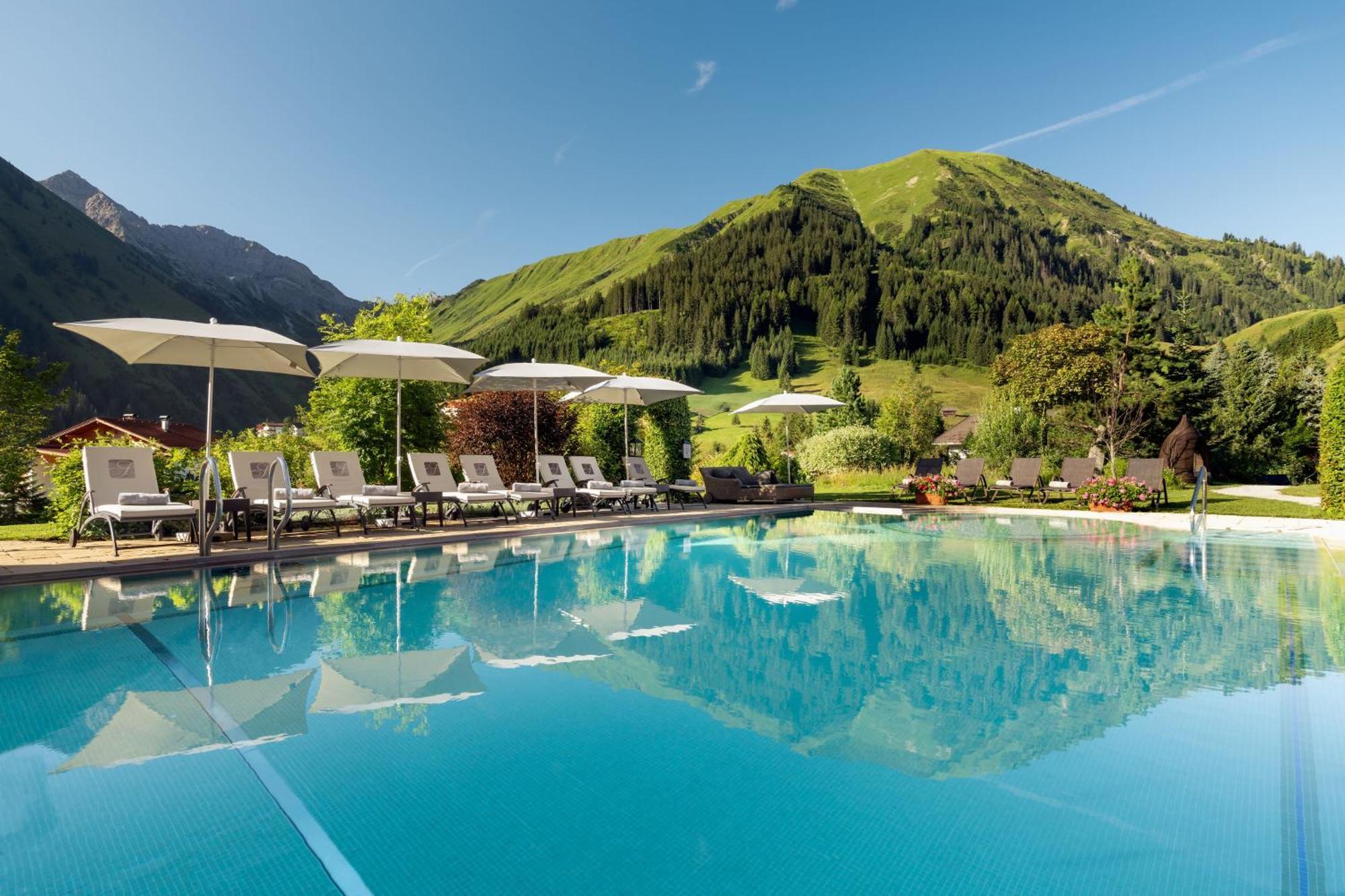Hotel Singer - Relais & Chateaux Берванг Екстер'єр фото