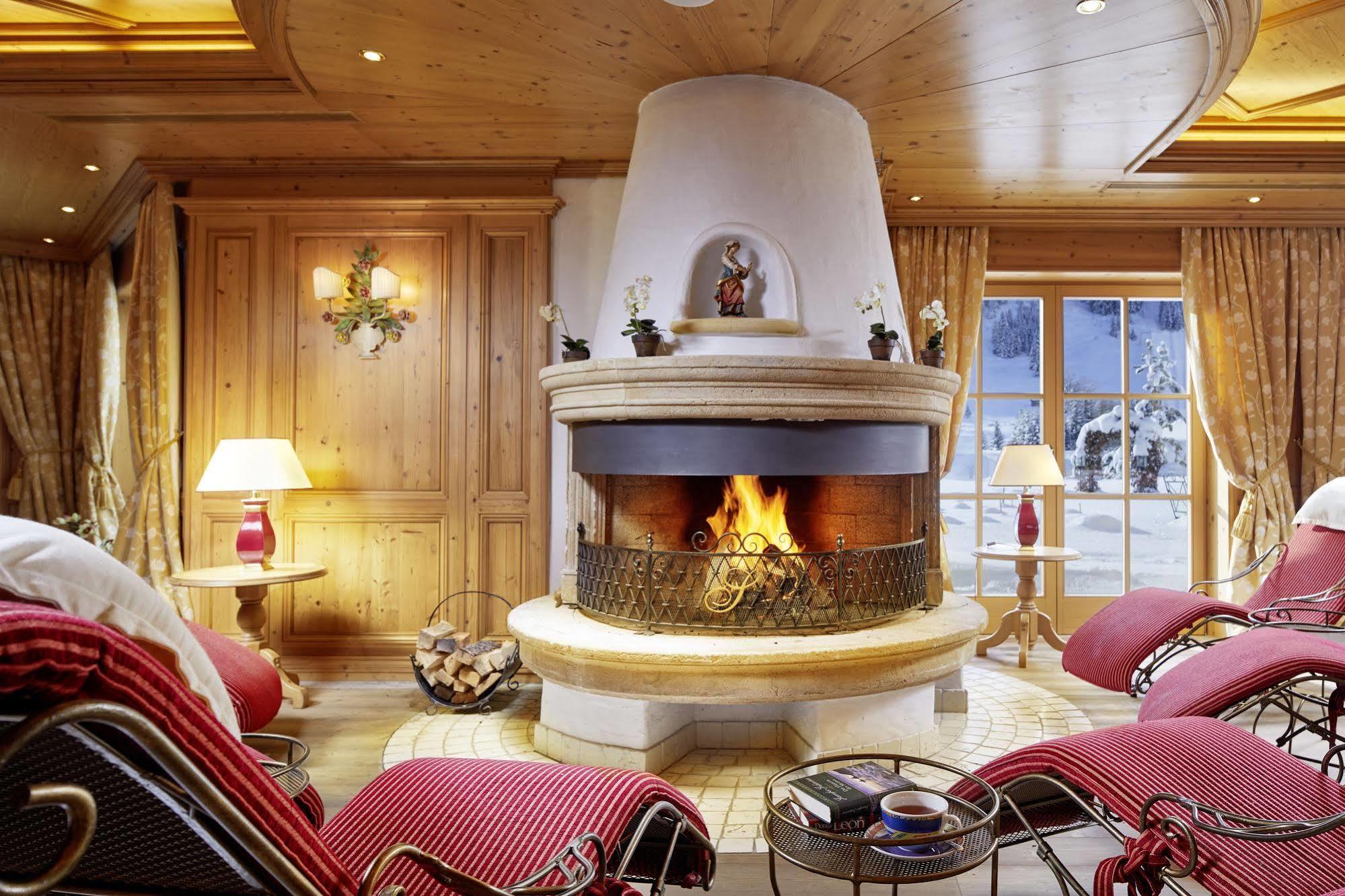 Hotel Singer - Relais & Chateaux Берванг Екстер'єр фото